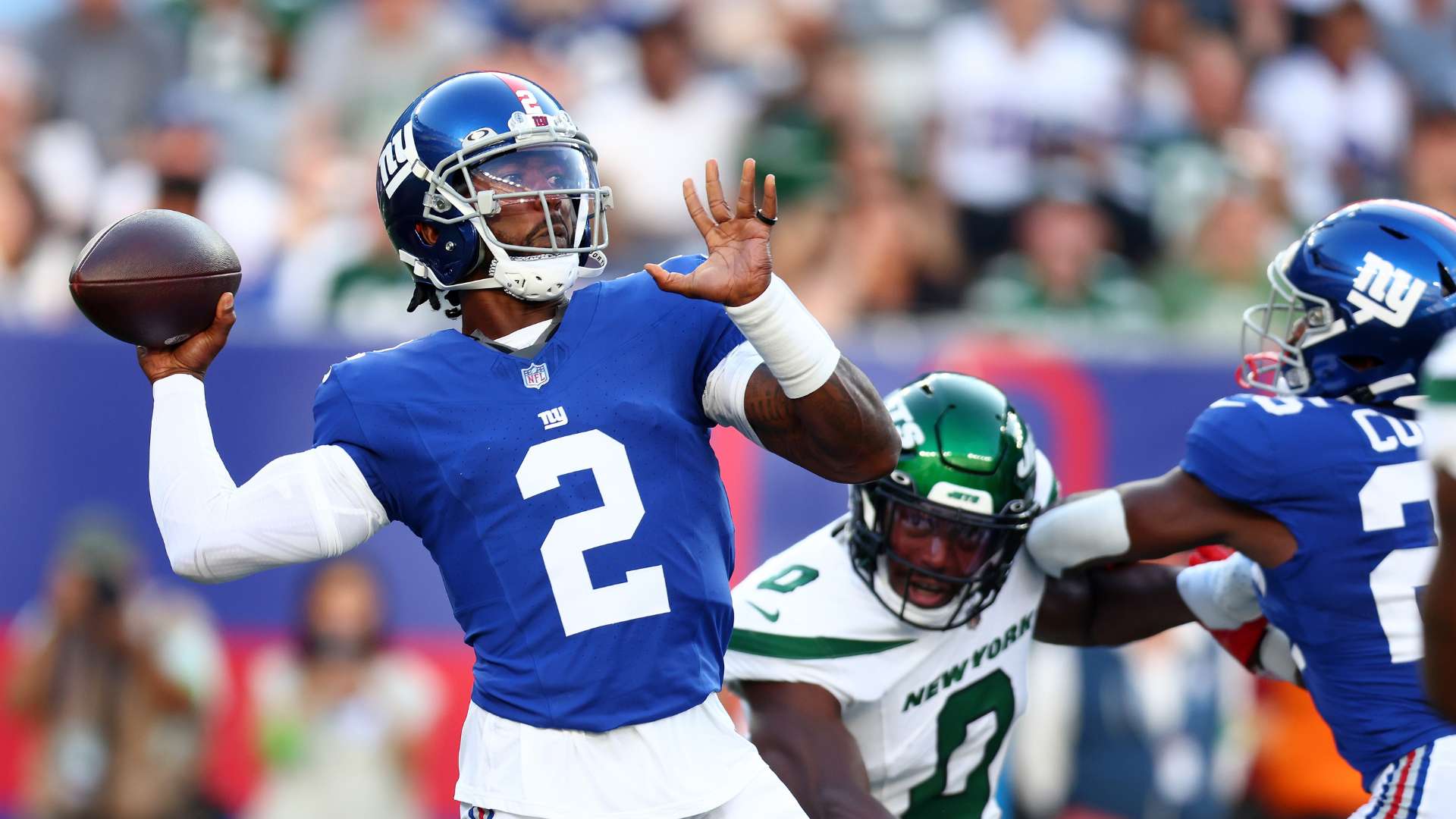 这种对比使 这种对比使